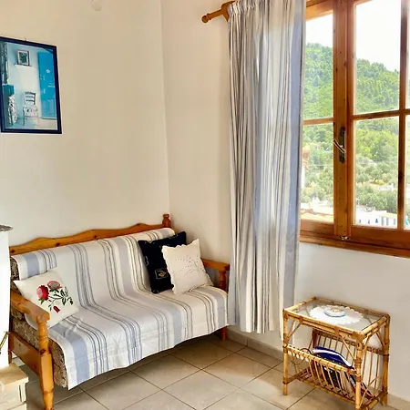 Betsanis ستافيلوس