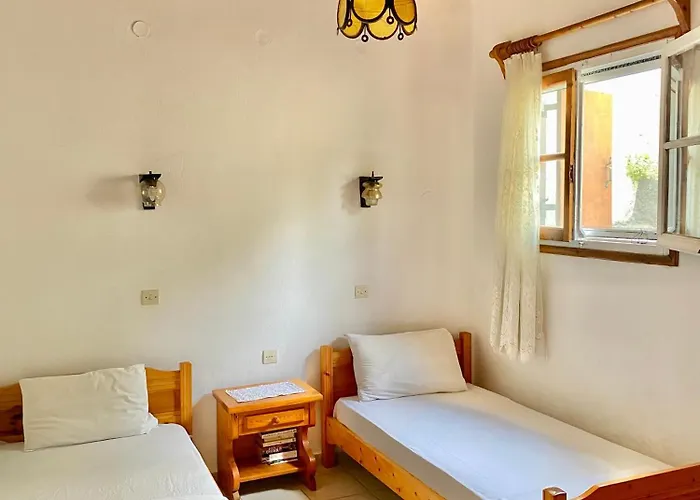 Betsanis Apartahotel 3*